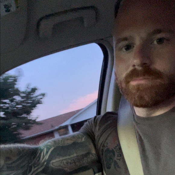 Meet your Posher, Matt - Picture 1 of 4